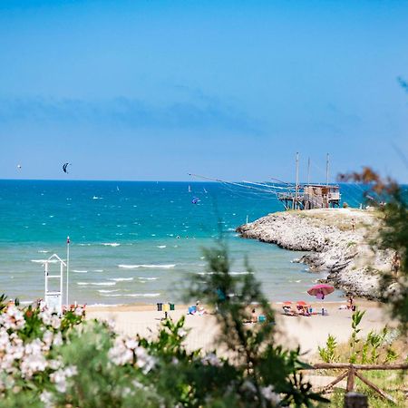 Camping Village Baia Falcone Vieste Eksteriør billede